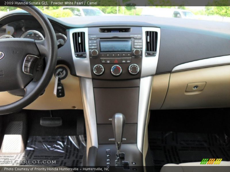 Powder White Pearl / Camel 2009 Hyundai Sonata GLS