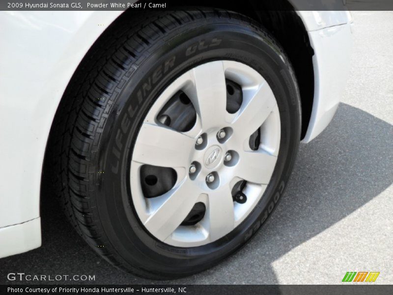 Powder White Pearl / Camel 2009 Hyundai Sonata GLS