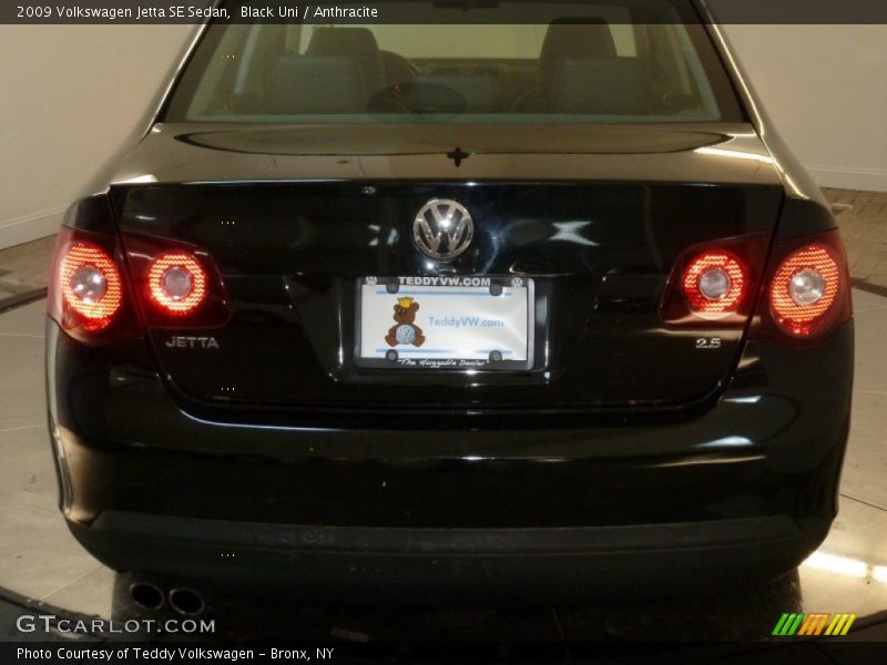 Black Uni / Anthracite 2009 Volkswagen Jetta SE Sedan