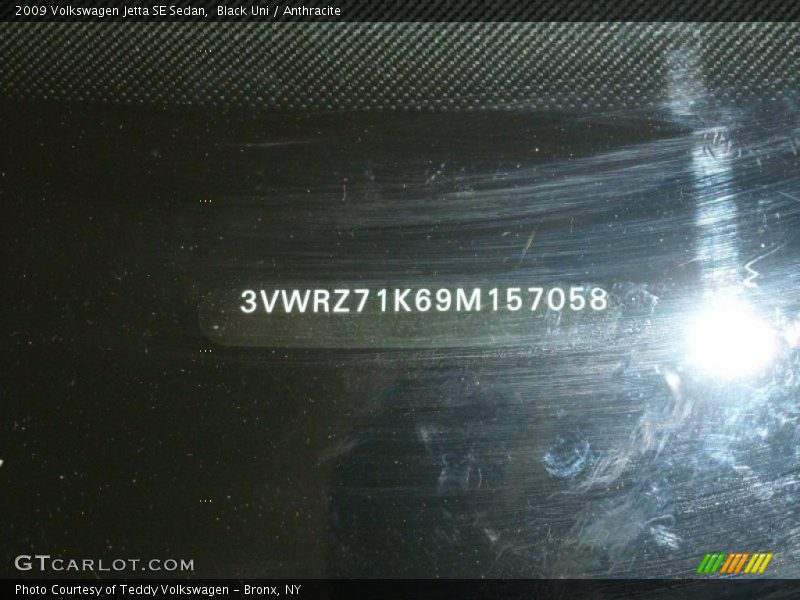 Black Uni / Anthracite 2009 Volkswagen Jetta SE Sedan