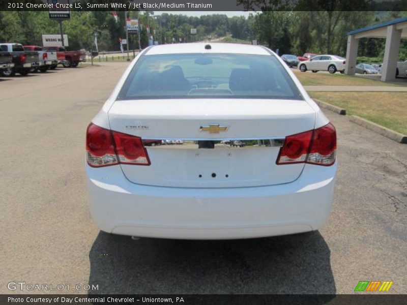 Summit White / Jet Black/Medium Titanium 2012 Chevrolet Cruze LS