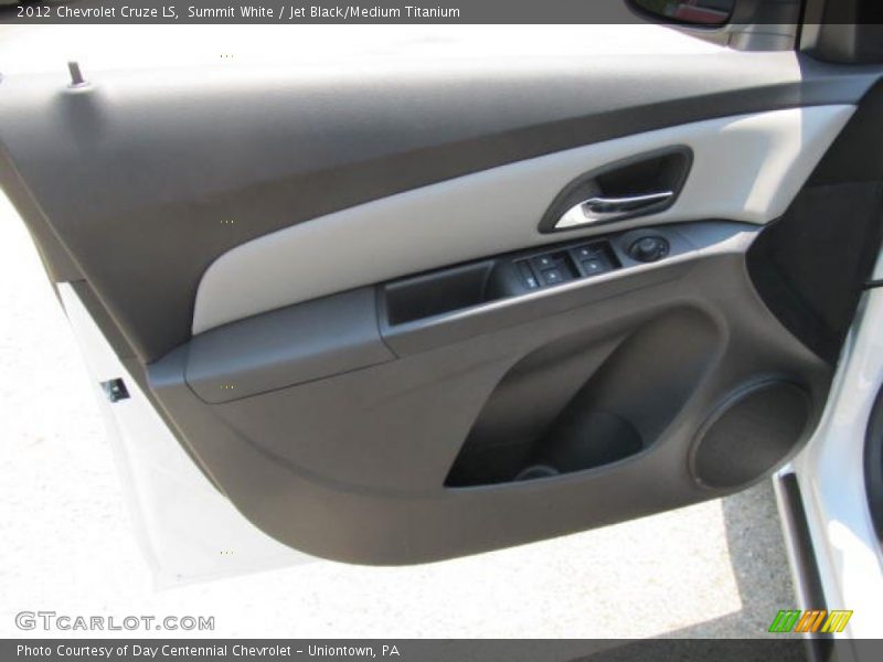 Summit White / Jet Black/Medium Titanium 2012 Chevrolet Cruze LS