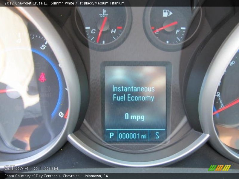 Summit White / Jet Black/Medium Titanium 2012 Chevrolet Cruze LS