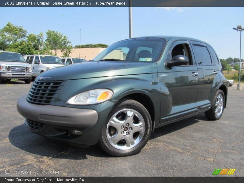 Front 3/4 View of 2001 PT Cruiser 