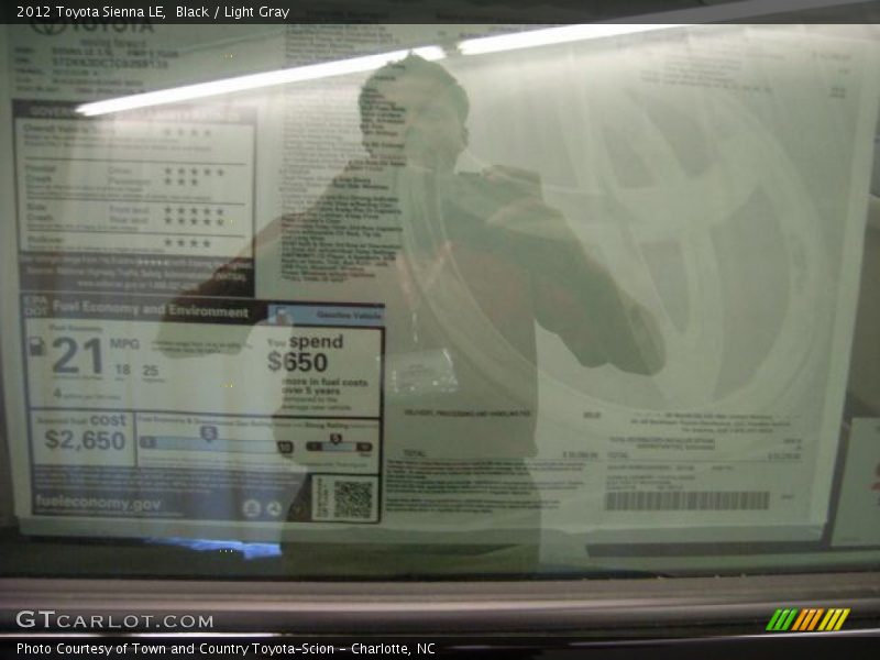 Black / Light Gray 2012 Toyota Sienna LE