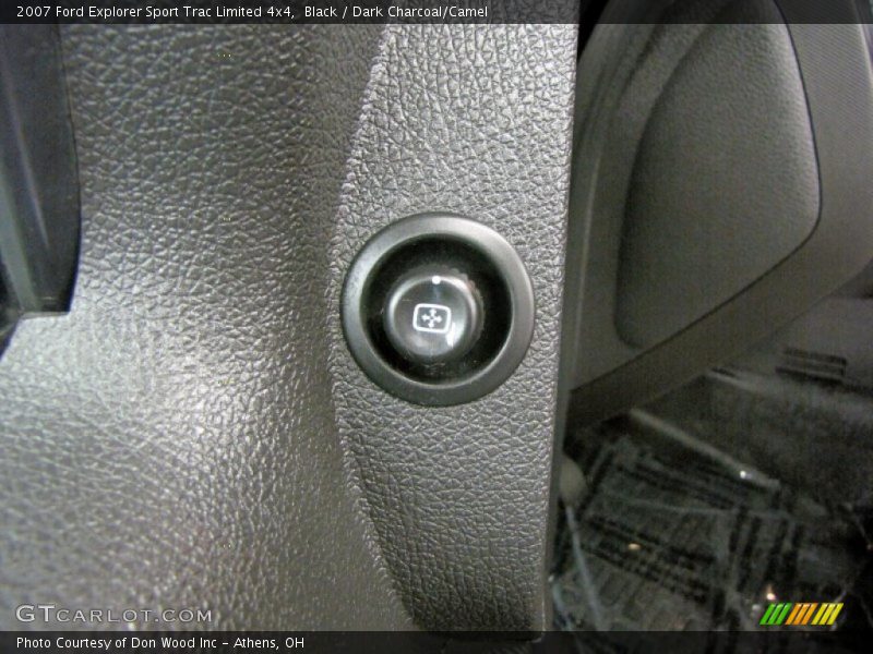 Black / Dark Charcoal/Camel 2007 Ford Explorer Sport Trac Limited 4x4