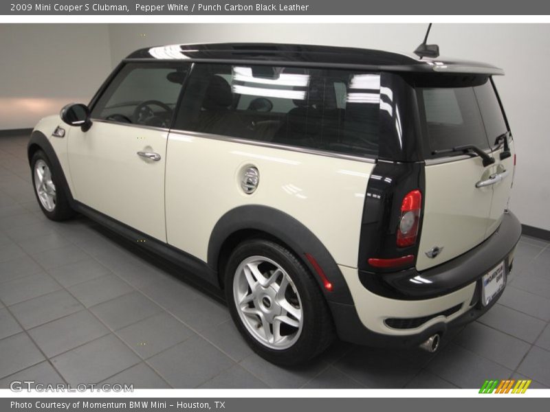 Pepper White / Punch Carbon Black Leather 2009 Mini Cooper S Clubman