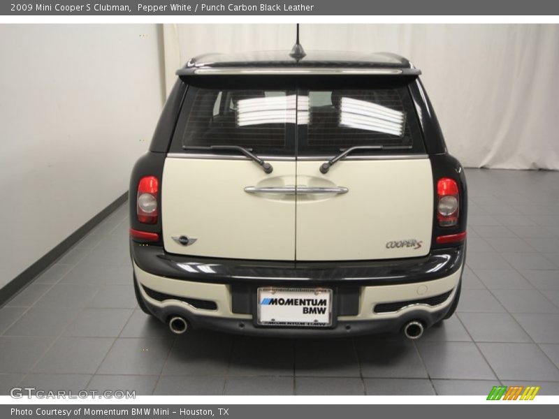 Pepper White / Punch Carbon Black Leather 2009 Mini Cooper S Clubman