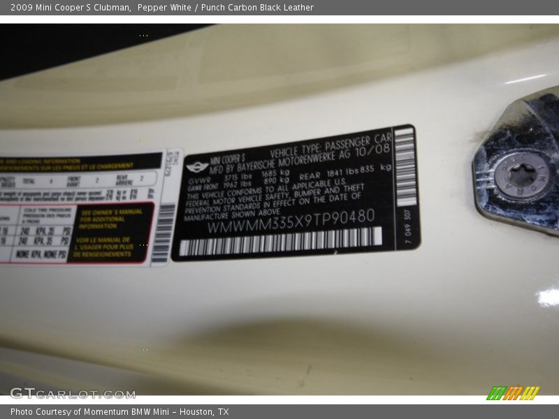 Pepper White / Punch Carbon Black Leather 2009 Mini Cooper S Clubman