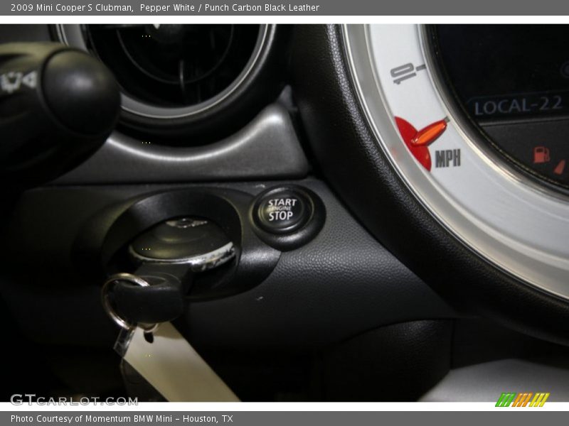 Pepper White / Punch Carbon Black Leather 2009 Mini Cooper S Clubman