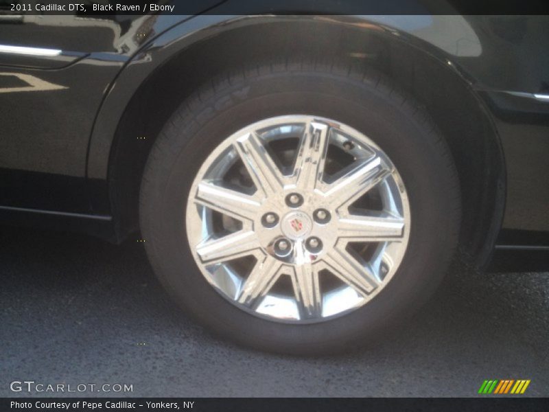 Black Raven / Ebony 2011 Cadillac DTS