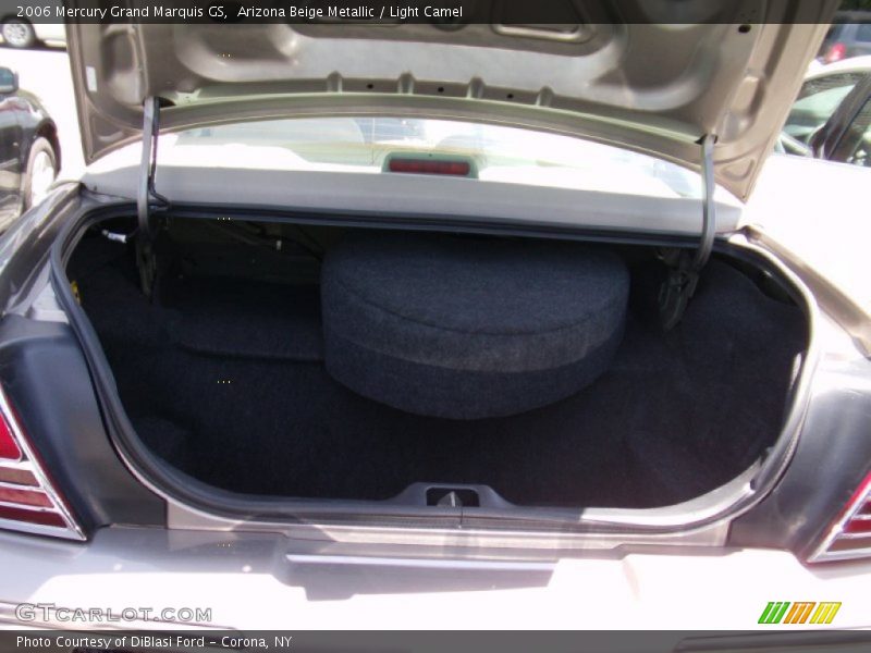 Arizona Beige Metallic / Light Camel 2006 Mercury Grand Marquis GS