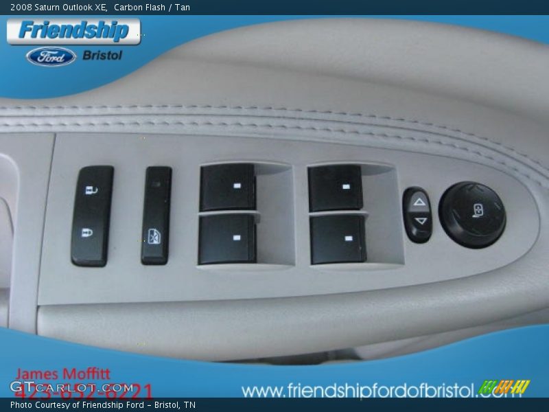 Carbon Flash / Tan 2008 Saturn Outlook XE