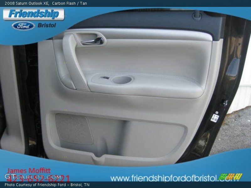 Carbon Flash / Tan 2008 Saturn Outlook XE