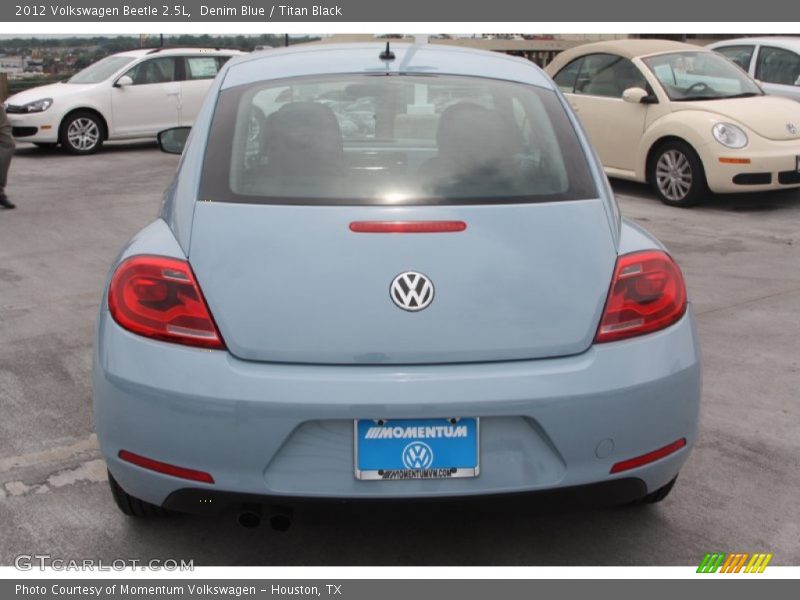 Denim Blue / Titan Black 2012 Volkswagen Beetle 2.5L