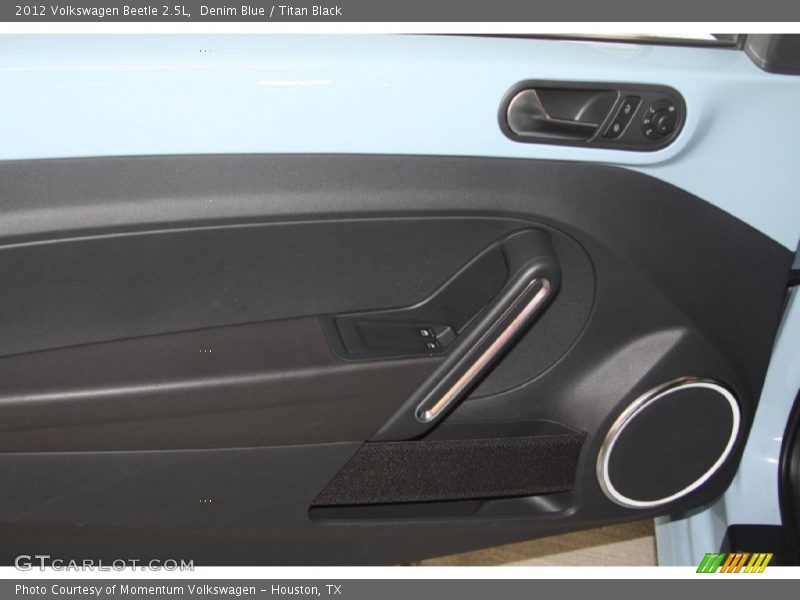 Denim Blue / Titan Black 2012 Volkswagen Beetle 2.5L