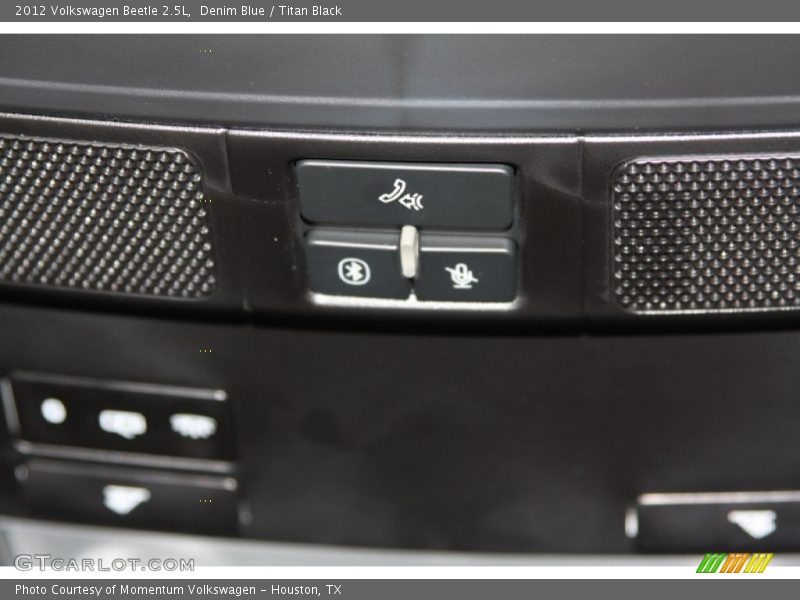 Denim Blue / Titan Black 2012 Volkswagen Beetle 2.5L