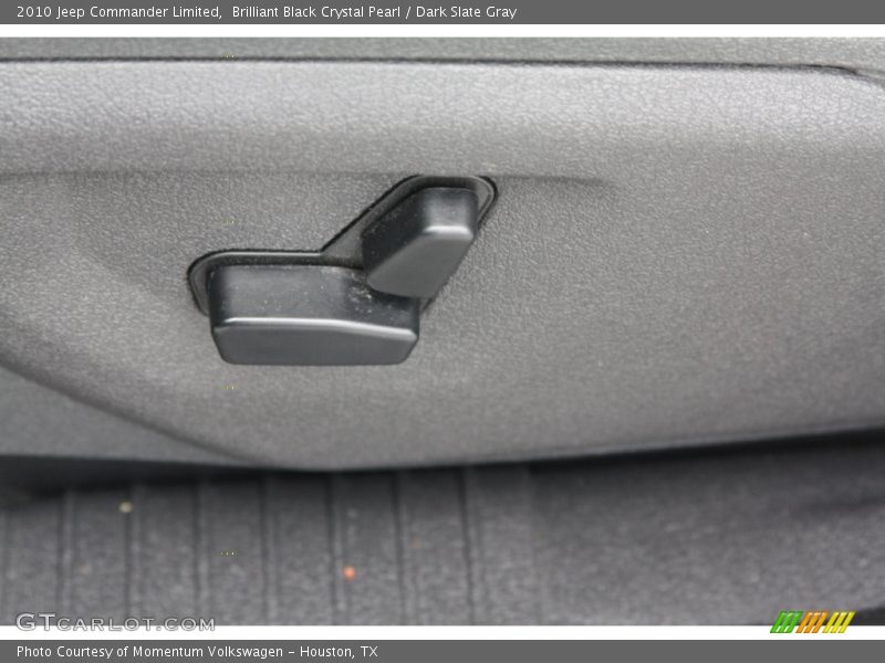 Brilliant Black Crystal Pearl / Dark Slate Gray 2010 Jeep Commander Limited