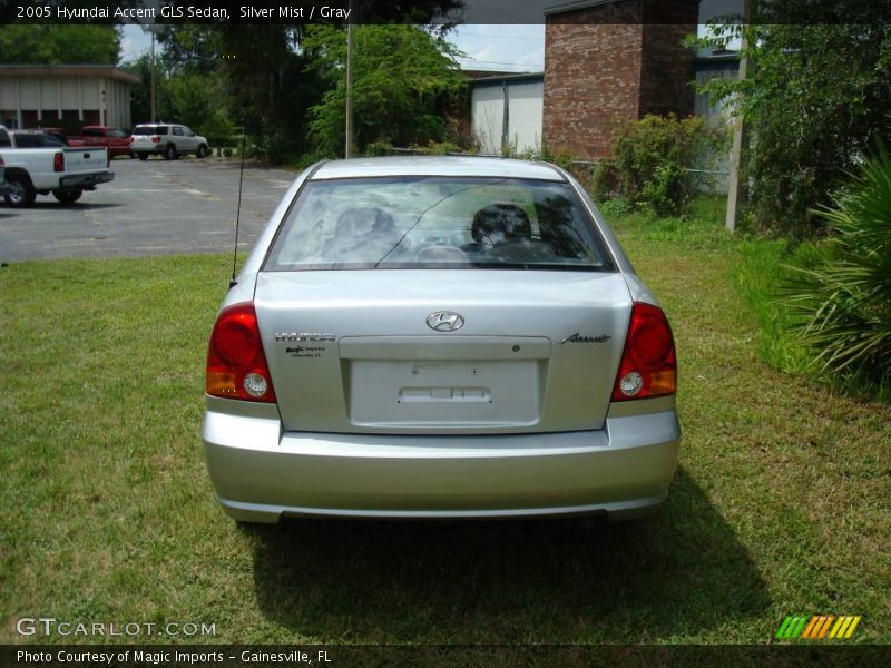 Silver Mist / Gray 2005 Hyundai Accent GLS Sedan
