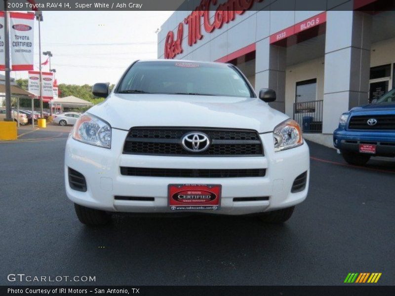 Super White / Ash Gray 2009 Toyota RAV4 I4