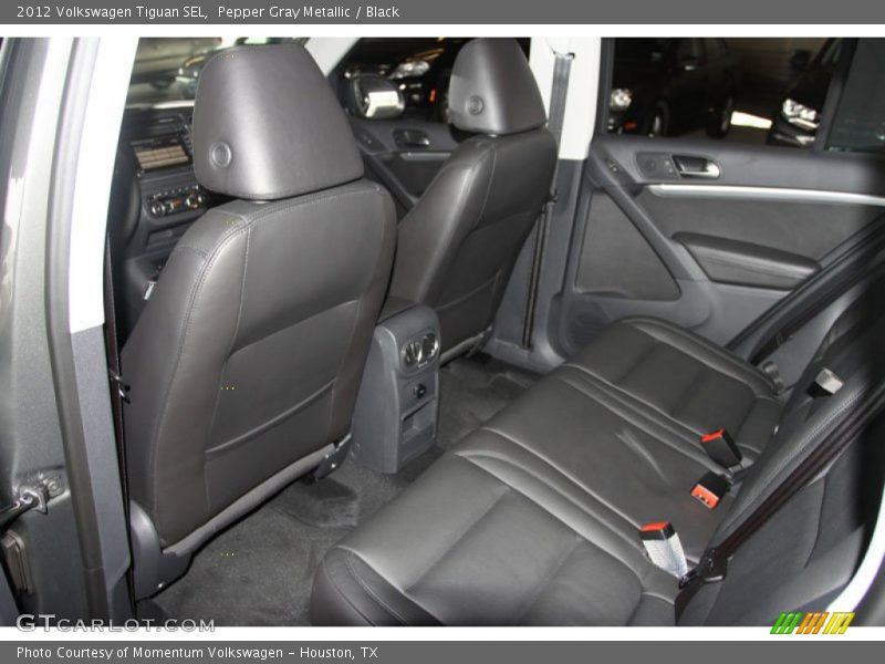 Pepper Gray Metallic / Black 2012 Volkswagen Tiguan SEL