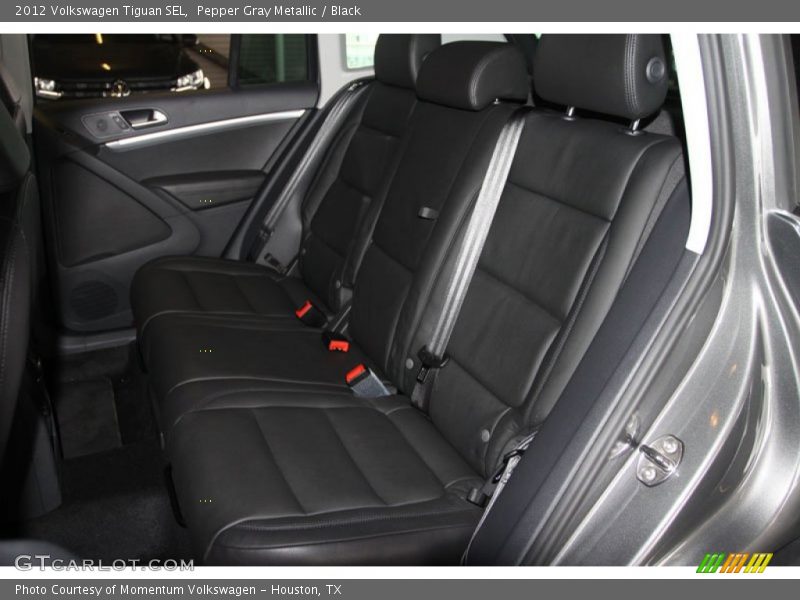 Pepper Gray Metallic / Black 2012 Volkswagen Tiguan SEL