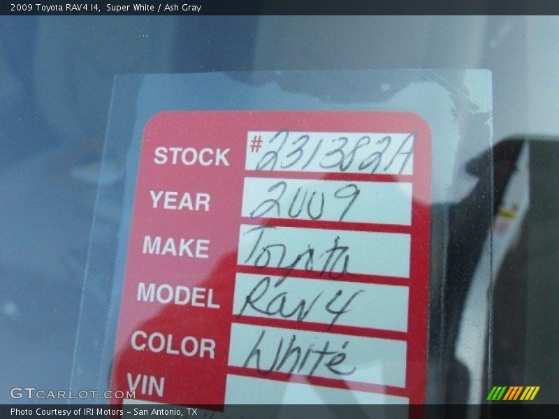 Super White / Ash Gray 2009 Toyota RAV4 I4