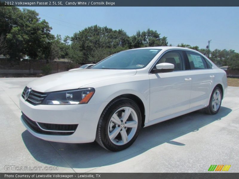 Candy White / Cornsilk Beige 2012 Volkswagen Passat 2.5L SE