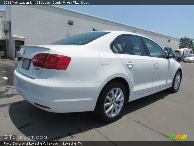 Candy White / Titan Black 2012 Volkswagen Jetta SE Sedan