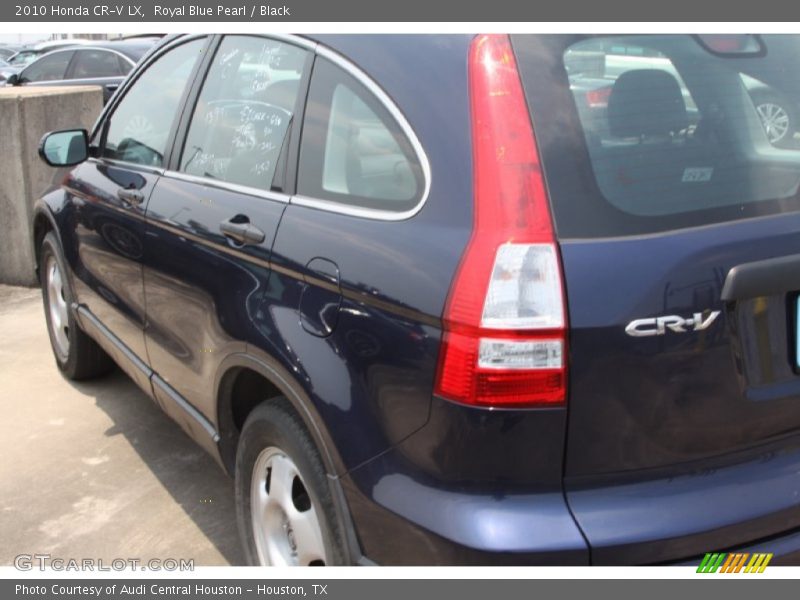Royal Blue Pearl / Black 2010 Honda CR-V LX