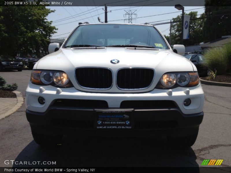 Alpine White / Grey 2005 BMW X5 3.0i