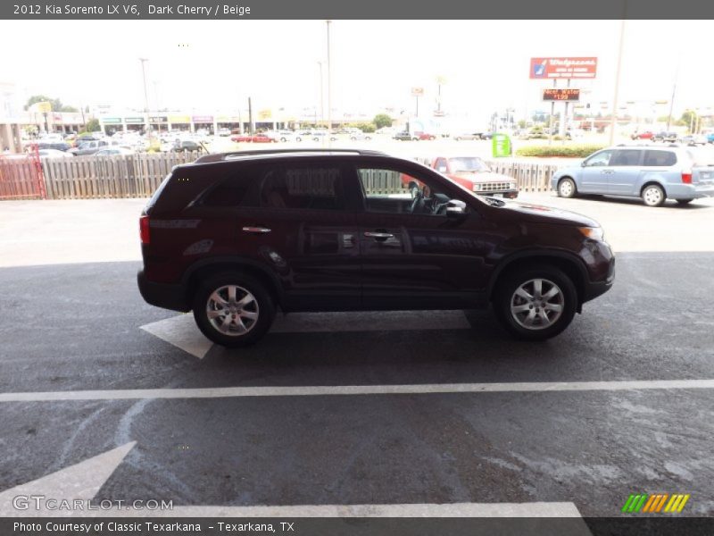 Dark Cherry / Beige 2012 Kia Sorento LX V6