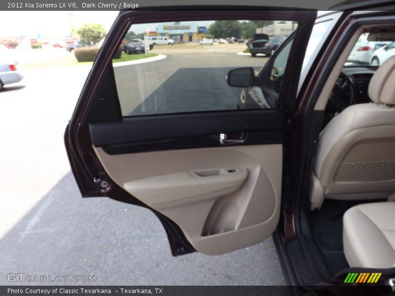 Dark Cherry / Beige 2012 Kia Sorento LX V6