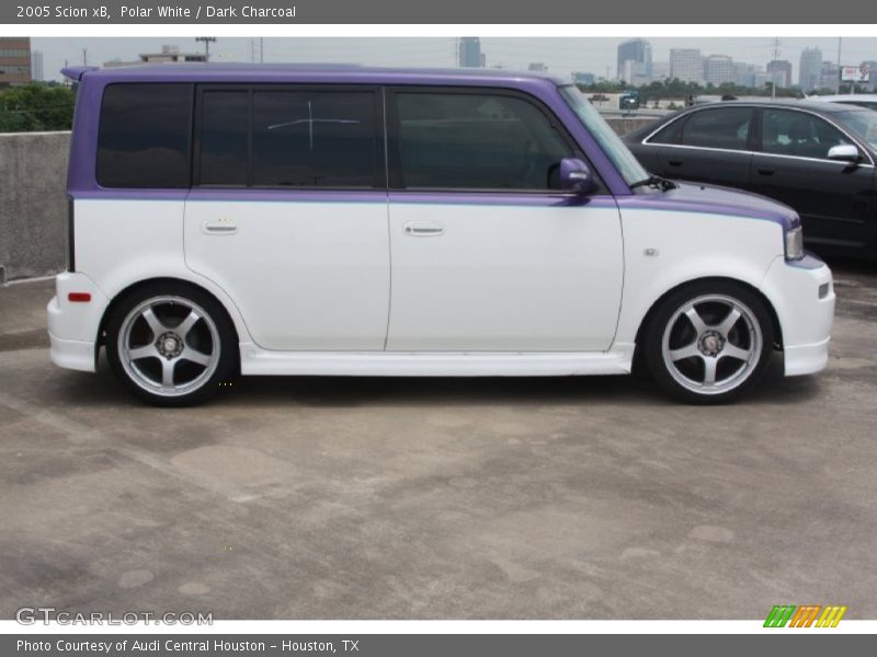 Polar White / Dark Charcoal 2005 Scion xB