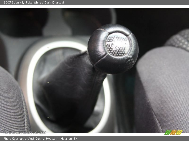 Polar White / Dark Charcoal 2005 Scion xB