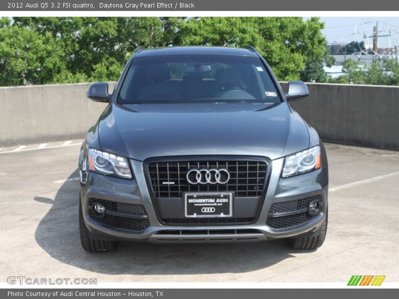Daytona Gray Pearl Effect / Black 2012 Audi Q5 3.2 FSI quattro