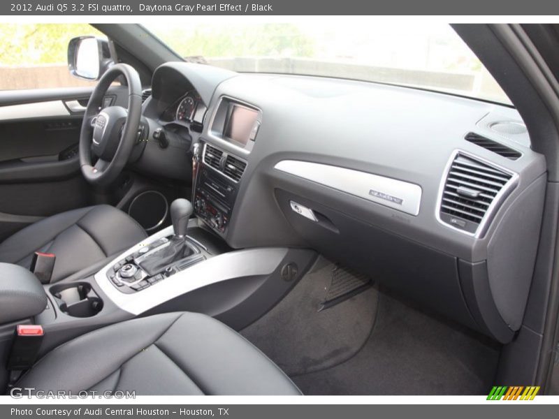 Daytona Gray Pearl Effect / Black 2012 Audi Q5 3.2 FSI quattro