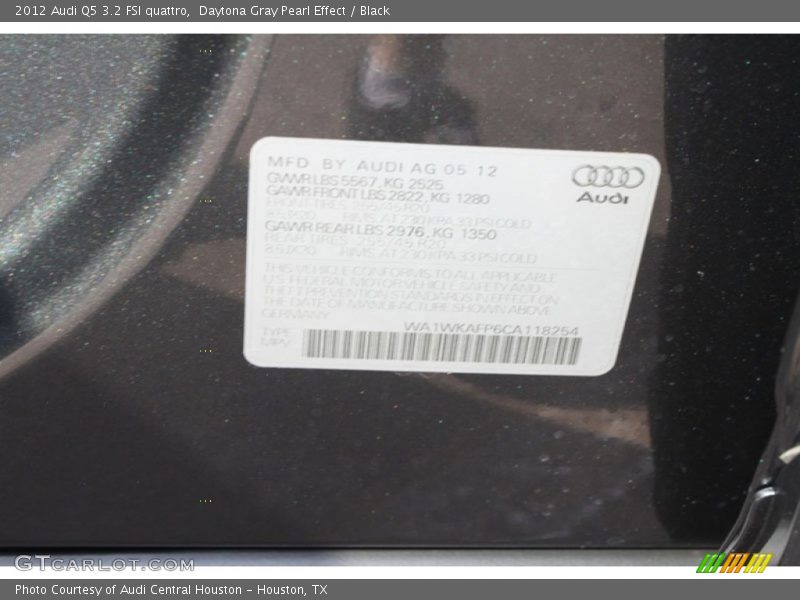 Daytona Gray Pearl Effect / Black 2012 Audi Q5 3.2 FSI quattro