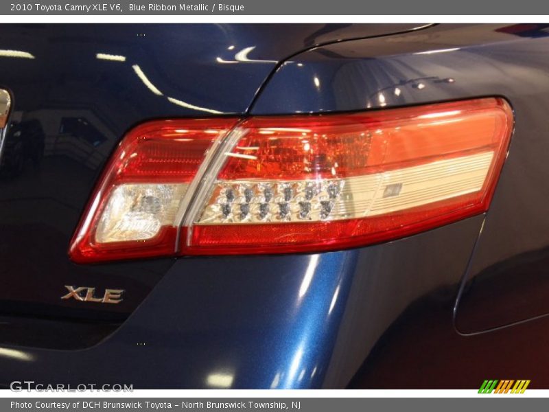 Blue Ribbon Metallic / Bisque 2010 Toyota Camry XLE V6