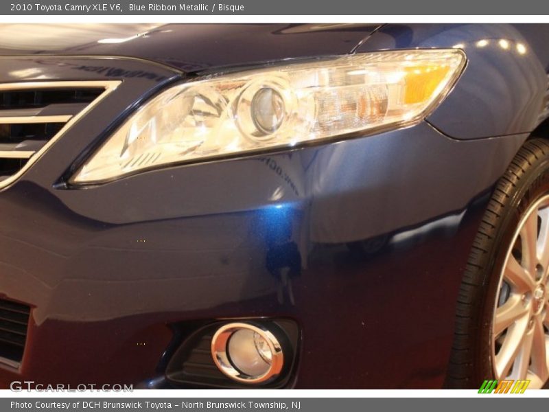 Blue Ribbon Metallic / Bisque 2010 Toyota Camry XLE V6