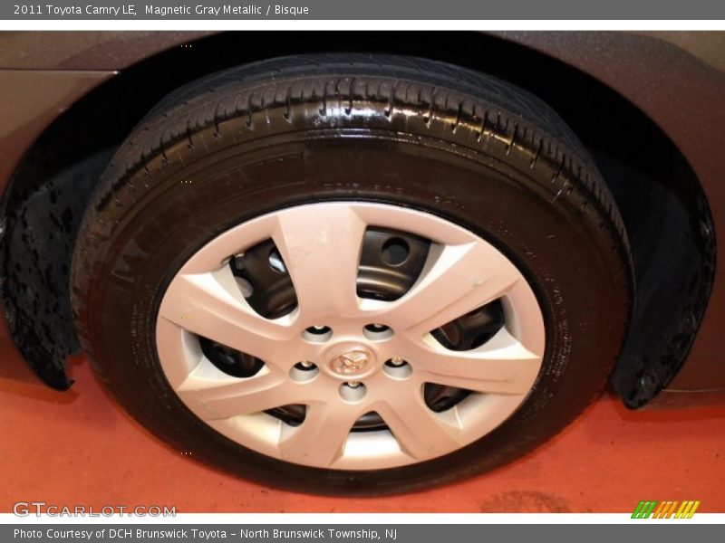 Magnetic Gray Metallic / Bisque 2011 Toyota Camry LE