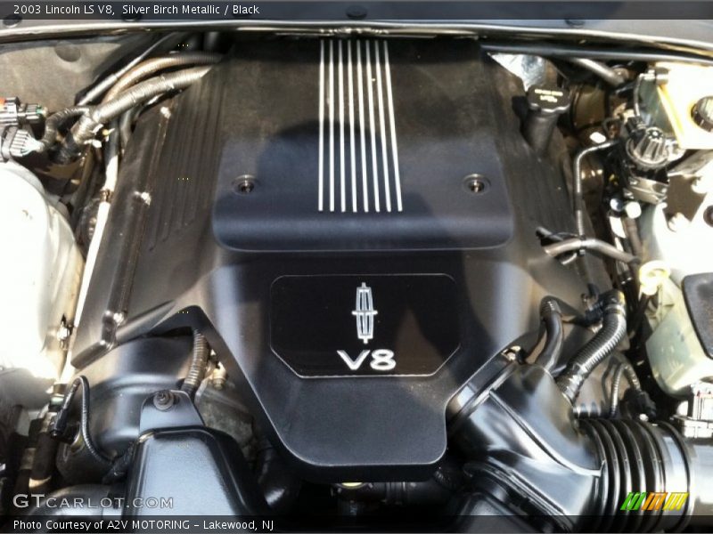 Silver Birch Metallic / Black 2003 Lincoln LS V8