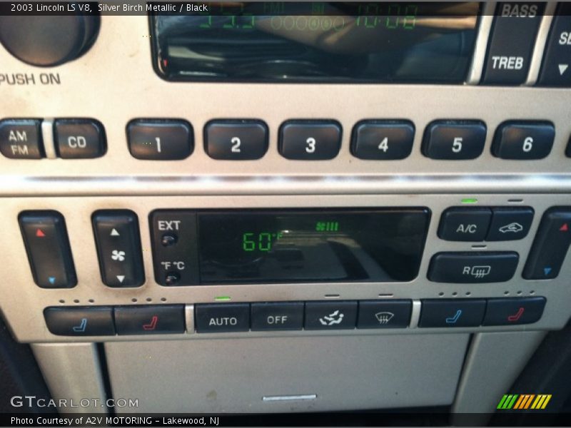 Silver Birch Metallic / Black 2003 Lincoln LS V8