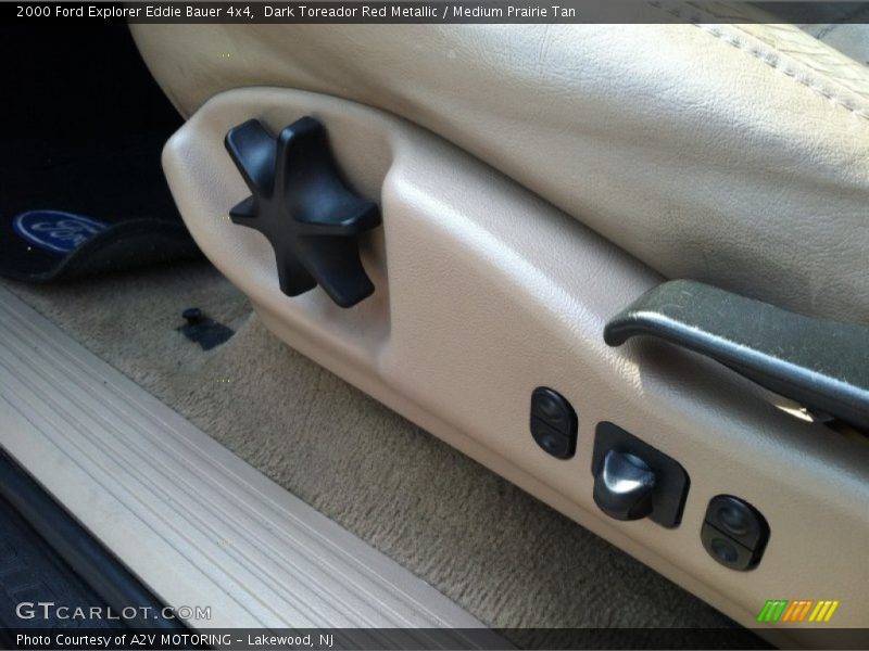 Controls of 2000 Explorer Eddie Bauer 4x4