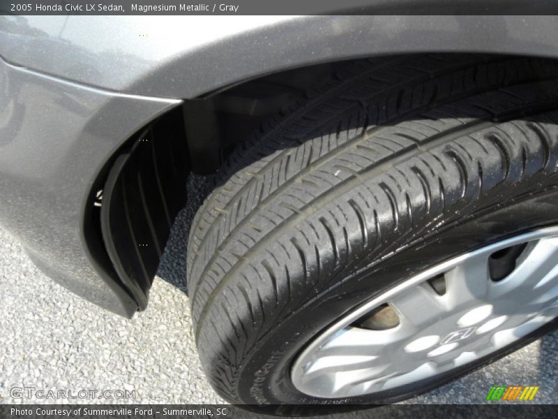 Magnesium Metallic / Gray 2005 Honda Civic LX Sedan