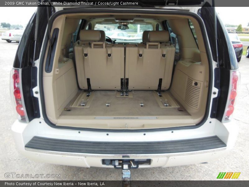 White Diamond Tricoat / Cocoa/Light Cashmere 2009 GMC Yukon Denali