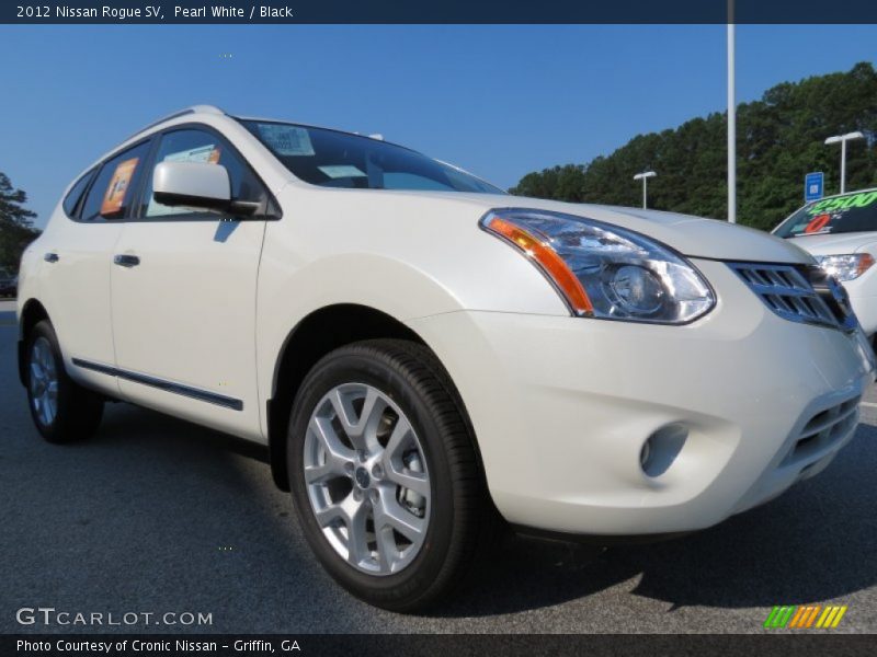 Pearl White / Black 2012 Nissan Rogue SV