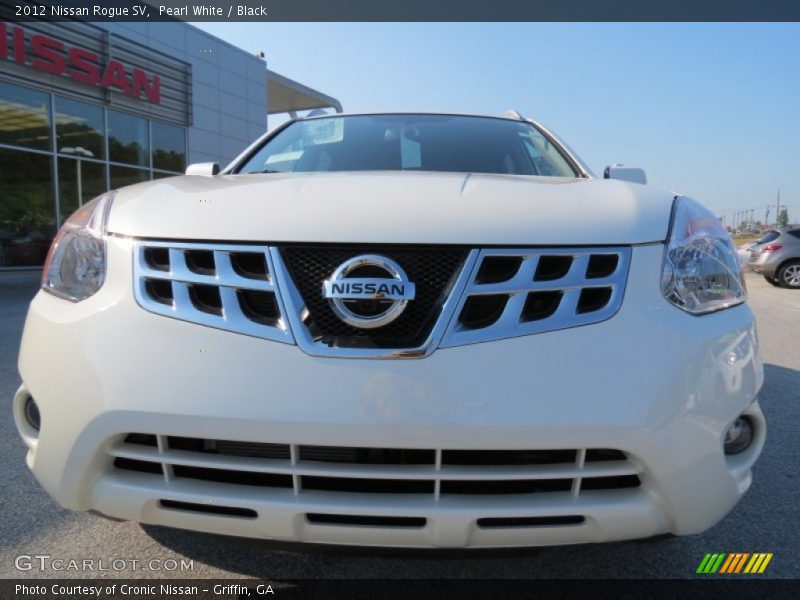 Pearl White / Black 2012 Nissan Rogue SV
