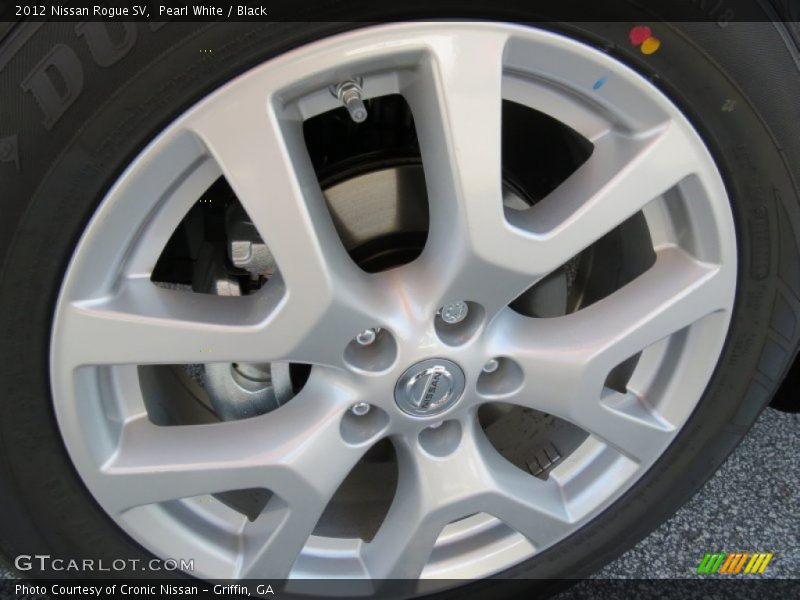 Pearl White / Black 2012 Nissan Rogue SV