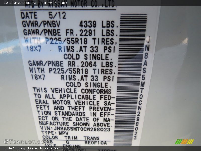 Pearl White / Black 2012 Nissan Rogue SV